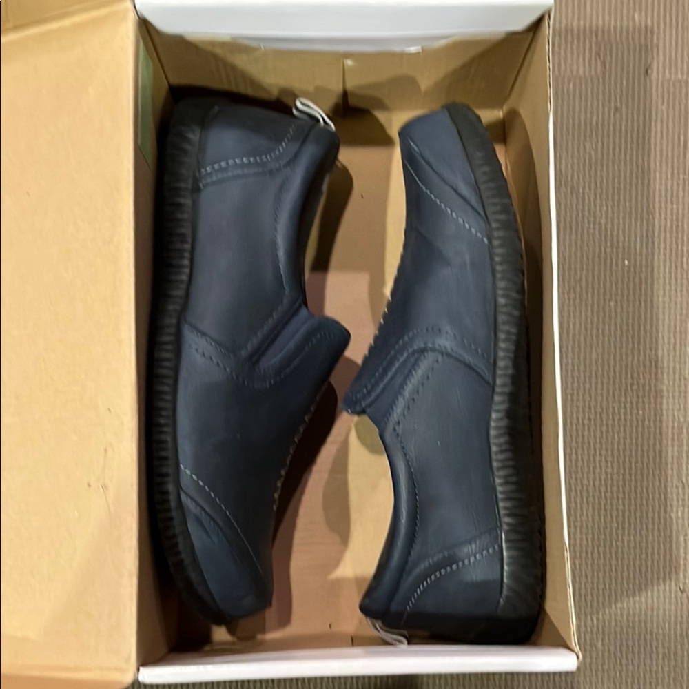 Navy Blue Slip-On Orthoheel Shoes size 9